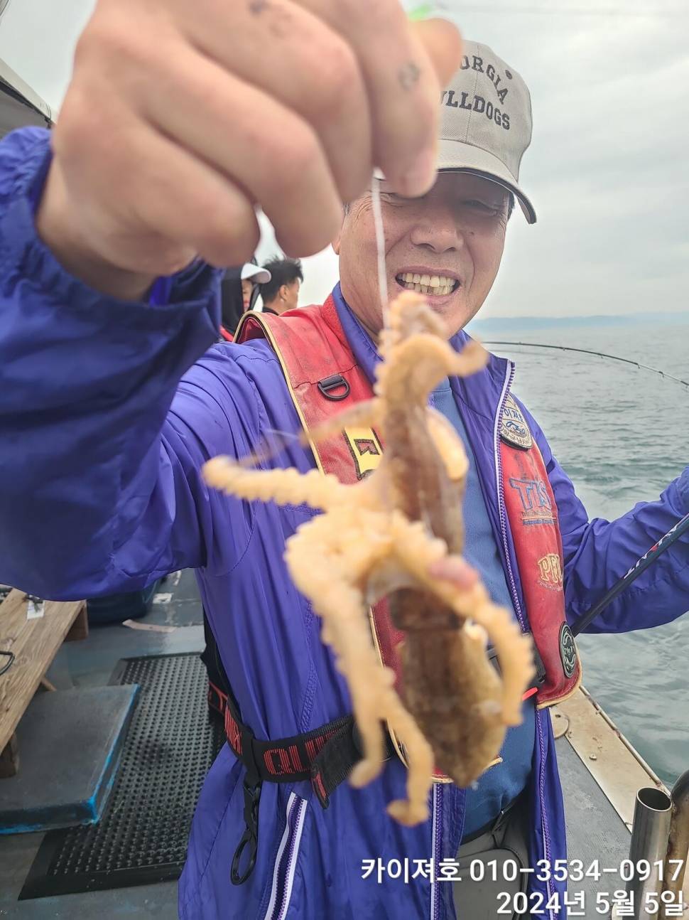 나날이 타작 합니다 날씨만 좋으면요 (조황조행기 - 바다선상조황)