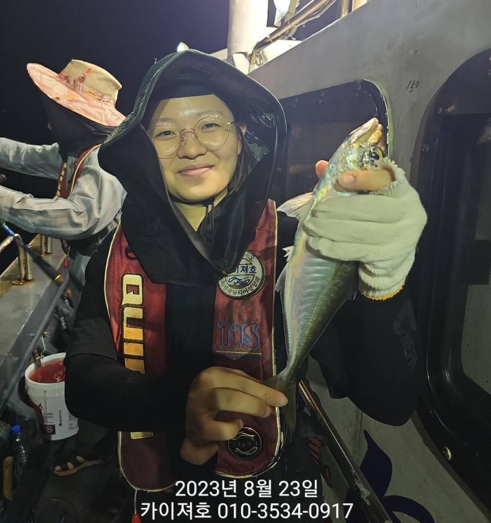 23일어제밤 야간 왁새를돌풍 만나 (조황조행기 - 바다선상조황)