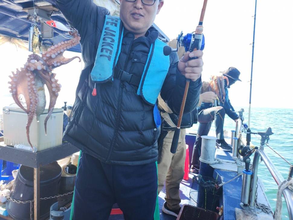 돌문어 원도권 키로오버 조황입니다 (조황조행기 - 바다선상조황)