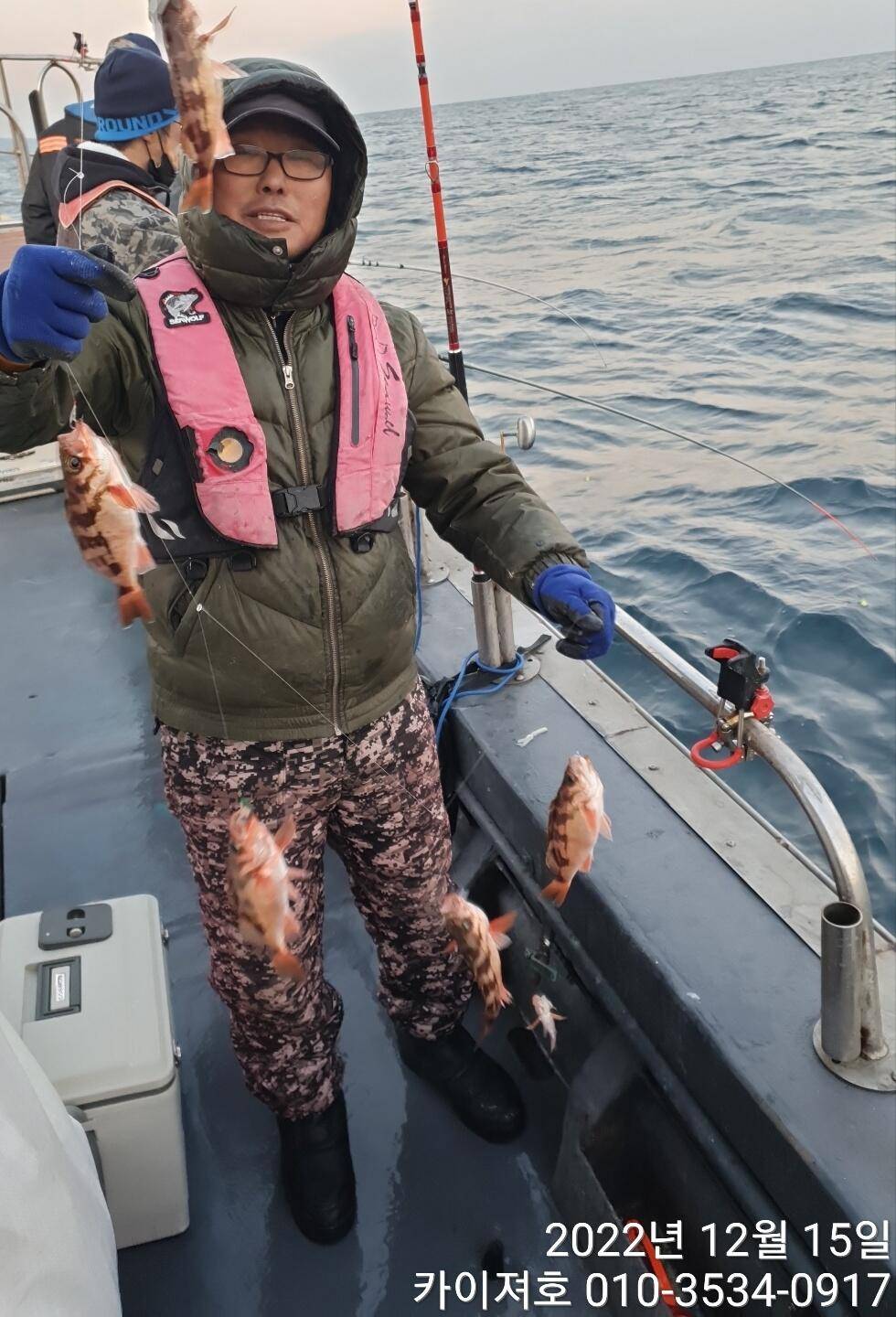 16일 12시 출항왕열기 줄줄이 타오르는 외줄만의 매력 (조황조행기 - 바다선상조황)