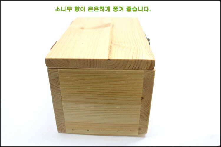 목수가 직접 제작한 소나무 지렁이통 (낚시용품정보 - 쇼핑몰홍보)