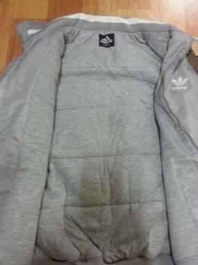 아디다스 정품점퍼 저렴하게 드려요 (중고장터 - 비낚시용품)