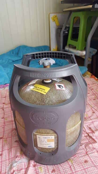 6kg 가스통 판매합니다 (중고장터 - 비낚시용품)