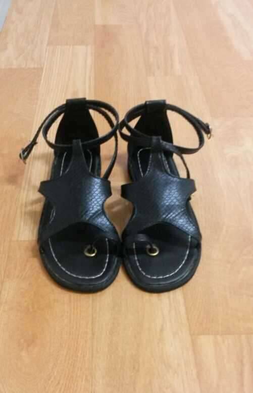 운동화 구두 팝니다 (중고장터 - 비낚시용품)