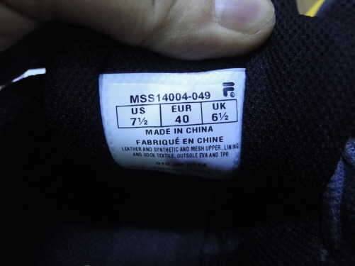 휠라런닝화255와나이키쿠키니런닝화255팝니다 (중고장터 - 비낚시용품)