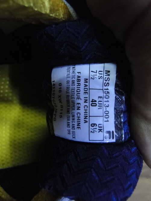 휠라런닝화260와밀레티1003장팝니다 (중고장터 - 비낚시용품)
