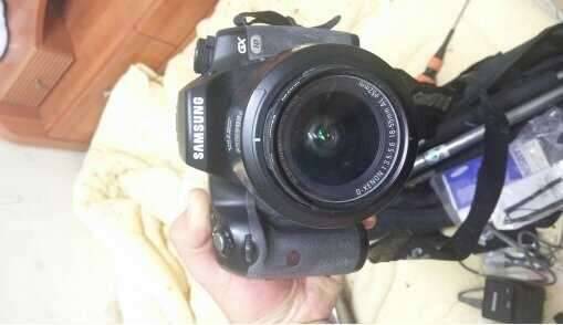 삼성DSLR GX10 번들렌드박스셋 삼각대 팝니다 (중고장터 - 비낚시용품)