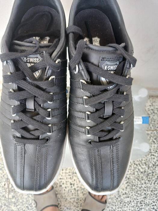 가격내림 kswiss 스니커즈 신발등 총3켤레 275mm함께 2만에 팝니다 새거 입니다 (중고장터 - 비낚시용품)