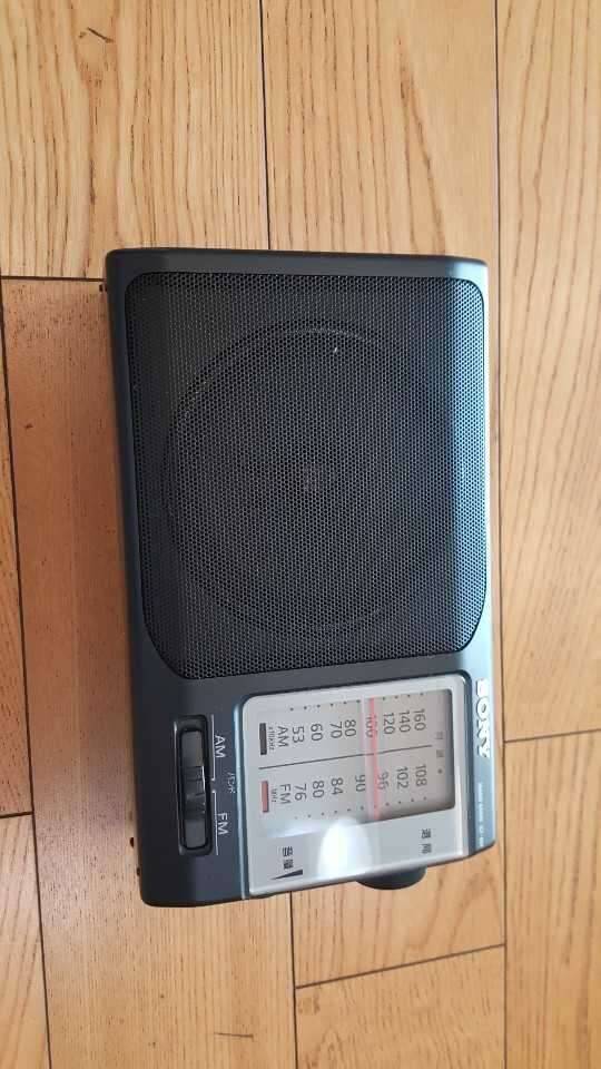 소니 라디오 노스페이스 패딩 (중고장터 - 비낚시용품)