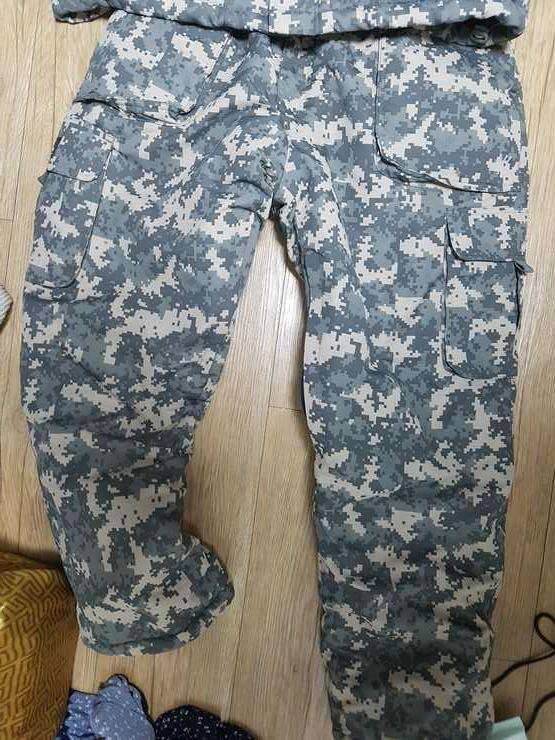 밀리터리 낚시복 상하팔아요 (중고장터 - 비낚시용품)