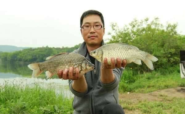낚시가서 사진도 좀 찍을려는데 (중고장터 - 비낚시용품)