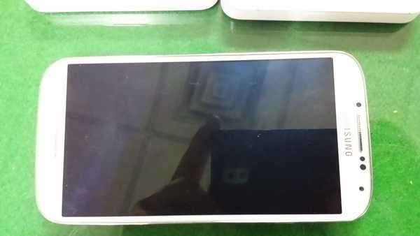 갤럭시 s4 32기가 KT 정상 해지폰 (중고장터 - 비낚시용품)
