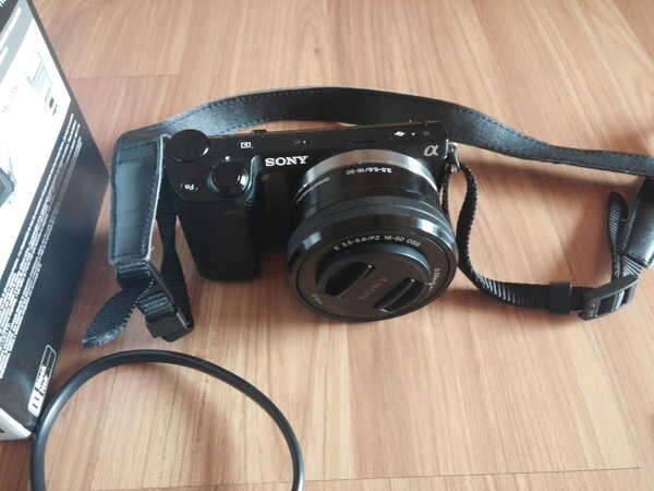 소니 미러리스 nex5r 팝니다 (중고장터 - 비낚시용품)