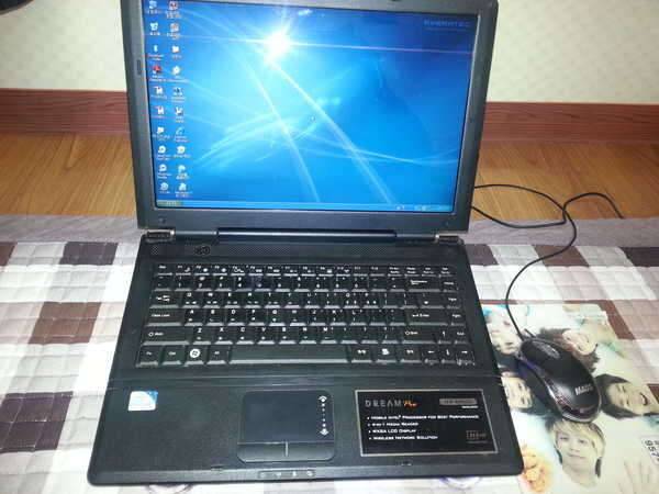 노트북 팝니다 듀얼코어216g hdd145g 9만원 (중고장터 - 비낚시용품)