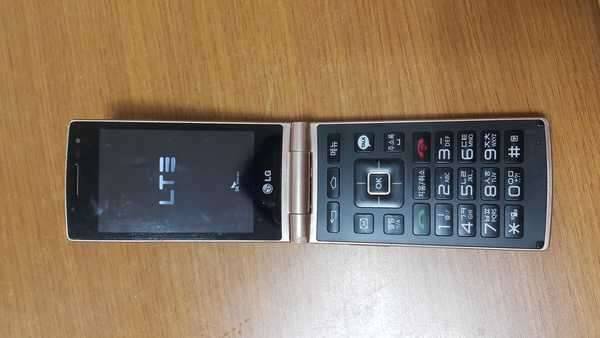 폴더와 스마트겸용 헨드폰 팝니다 (중고장터 - 비낚시용품)