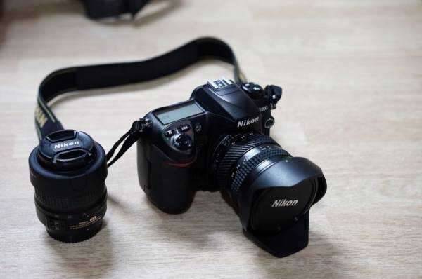 DSLR 카메라니콘 D200 (중고장터 - 비낚시용품)