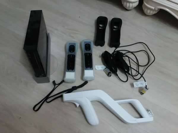 닌텐도 wii wii fit 게임 등 2인 풀구성 (중고장터 - 비낚시용품)