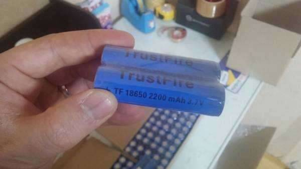 18650충전지18350충전지보호회로장착2200mAh 새제품팔아요 (중고장터 - 비낚시용품)