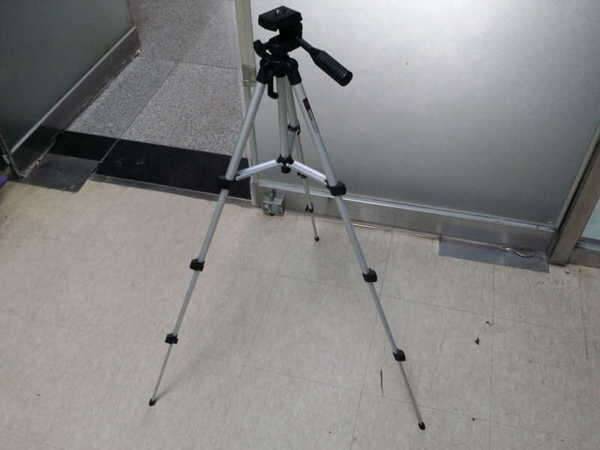 카메라 삼각대ㅍ (중고장터 - 비낚시용품)