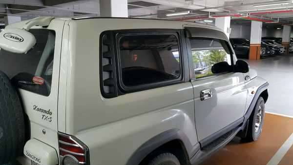 2004년식 TX5 흰색 코란도 밴팝니다 (중고장터 - 비낚시용품)