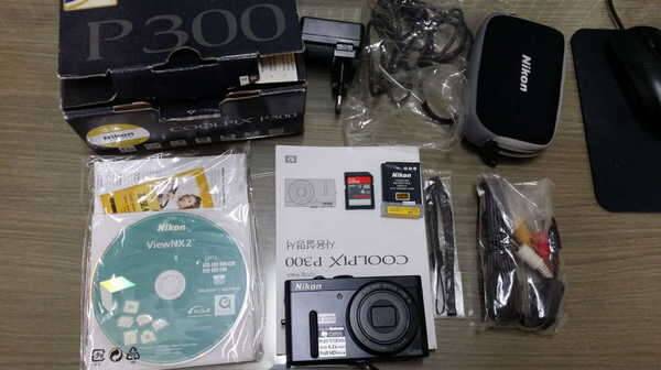 니콘 콤팩트 카메라 P300 정품 박스 구성품 일체 (중고장터 - 비낚시용품)