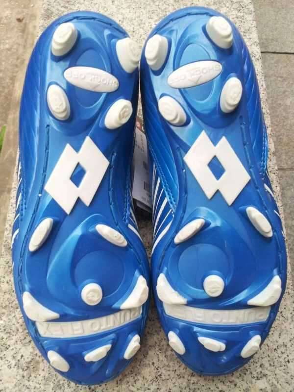 로또 아동 축구화 새제품 팝니다 (중고장터 - 비낚시용품)
