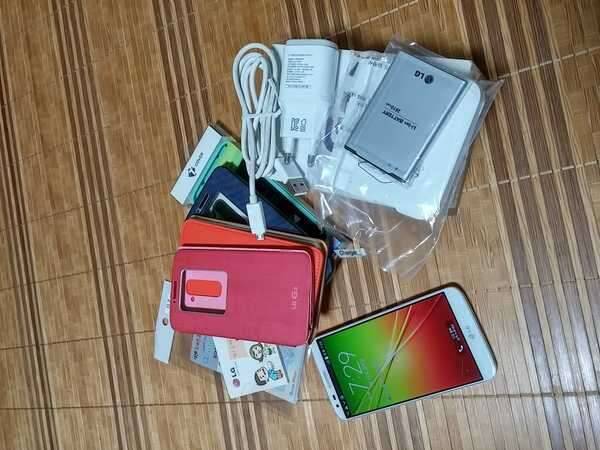 skt용 LG G2 스마트폰 팝니다 (중고장터 - 비낚시용품)
