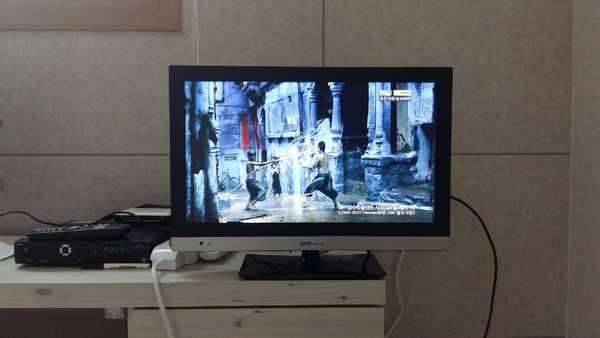 22인치 LED TV 팝니다 (중고장터 - 비낚시용품)
