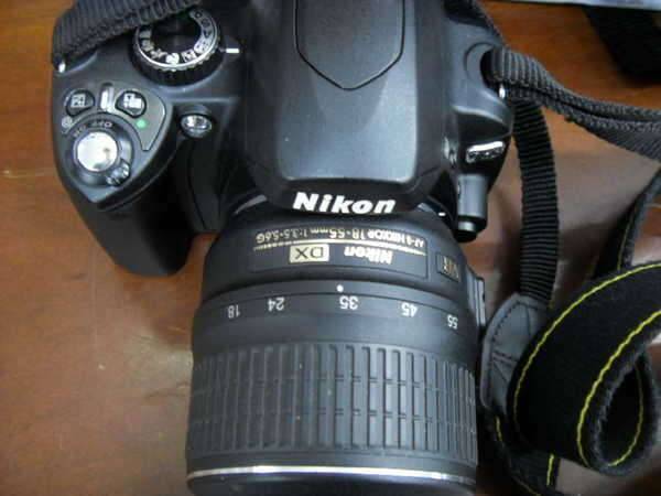 니콘 D60 1855mm 조행기용카메라 팝니다 (중고장터 - 비낚시용품)