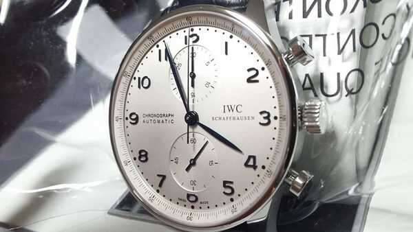 IWC 포르투기스 371446 블루핸즈 미착용 새제품 판매합니다 (중고장터 - 비낚시용품)