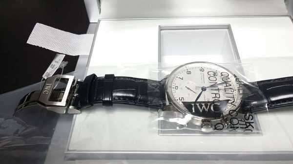 IWC 포르투기스 371446 블루핸즈 미착용 새제품 판매합니다 (중고장터 - 비낚시용품)
