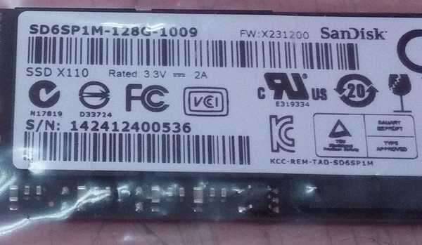 SSD 카드 팝니다128G (중고장터 - 비낚시용품)