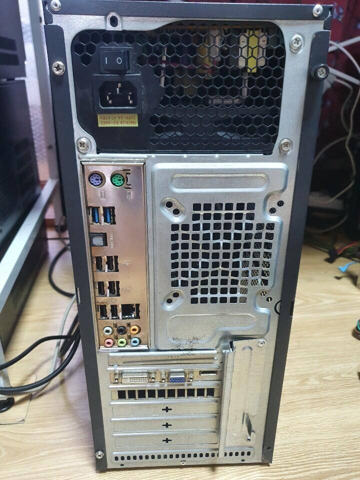 사무용 i5 2500 반본체 (중고장터 - 비낚시용품)