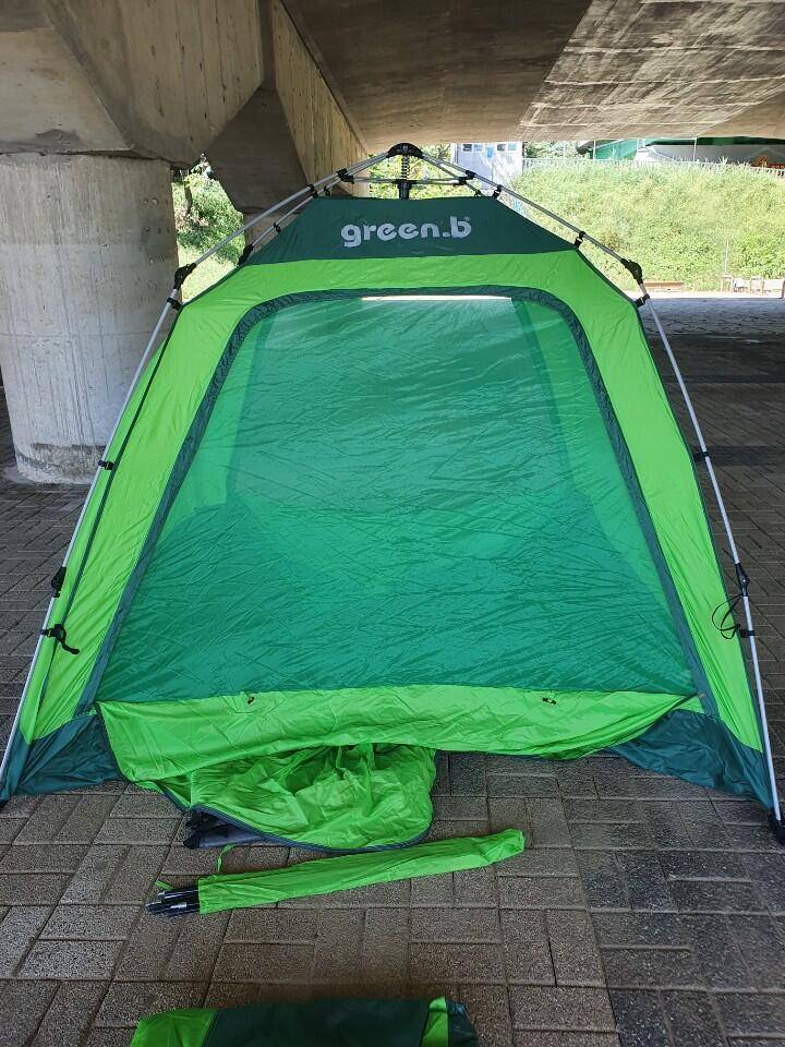 그린비 오토텐트 34인용 내놓습니다 (중고장터 - 비낚시용품)