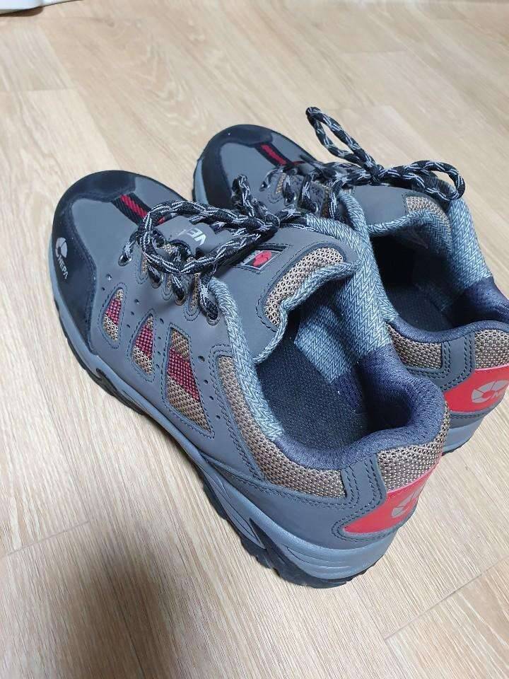 네파 260 안전화 (중고장터 - 비낚시용품)