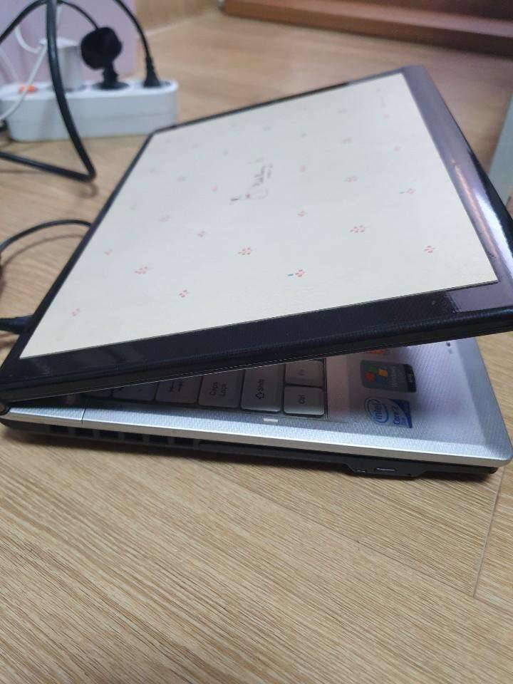 하자잇는 듀얼코어 lg노트북 (중고장터 - 비낚시용품)