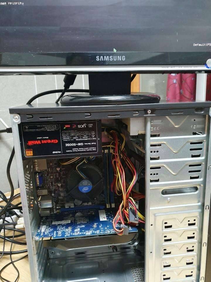 아직 쓸만한컴퓨터 i5 24000 (중고장터 - 비낚시용품)
