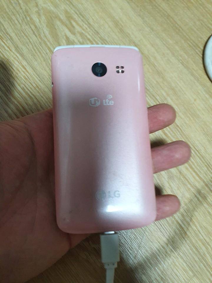 LG F440 효도폰 아이스크림 폴더 F440L 가격인하 (중고장터 - 비낚시용품)