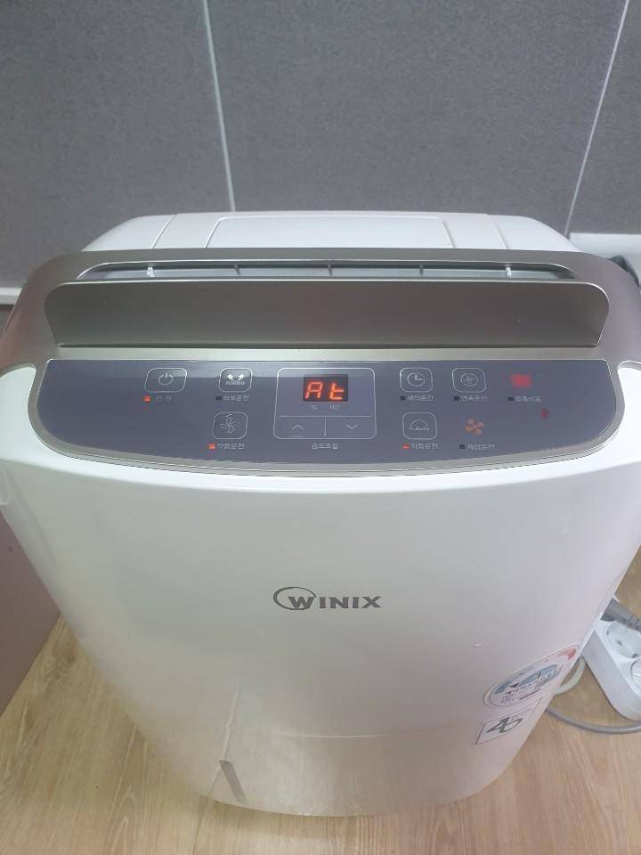 위닉스 뽀송 제습기 DHC105IND (중고장터 - 비낚시용품)