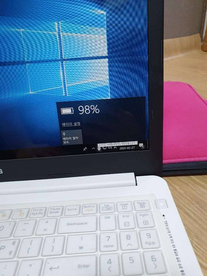 LG 15u34 울트라노트북 (중고장터 - 비낚시용품)