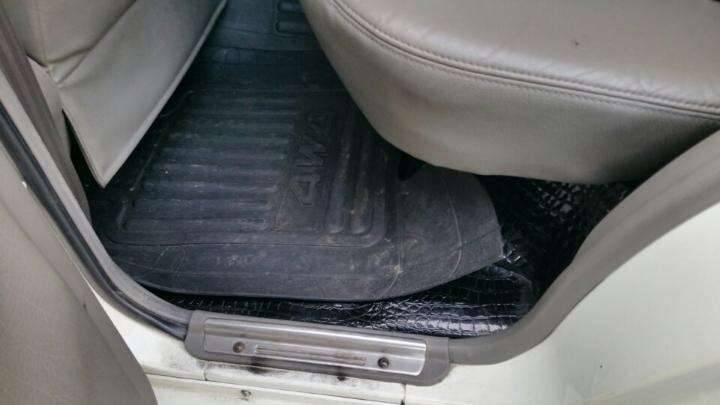 무쏘스포츠팝니다 (중고장터 - 비낚시용품)
