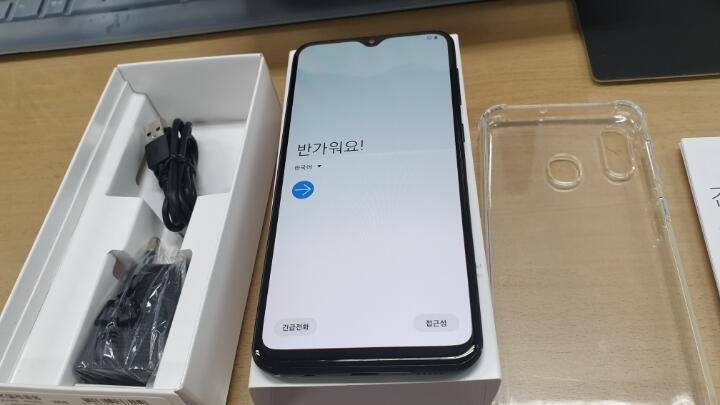 갤럭시와이드4 판매 합니다 (중고장터 - 비낚시용품)