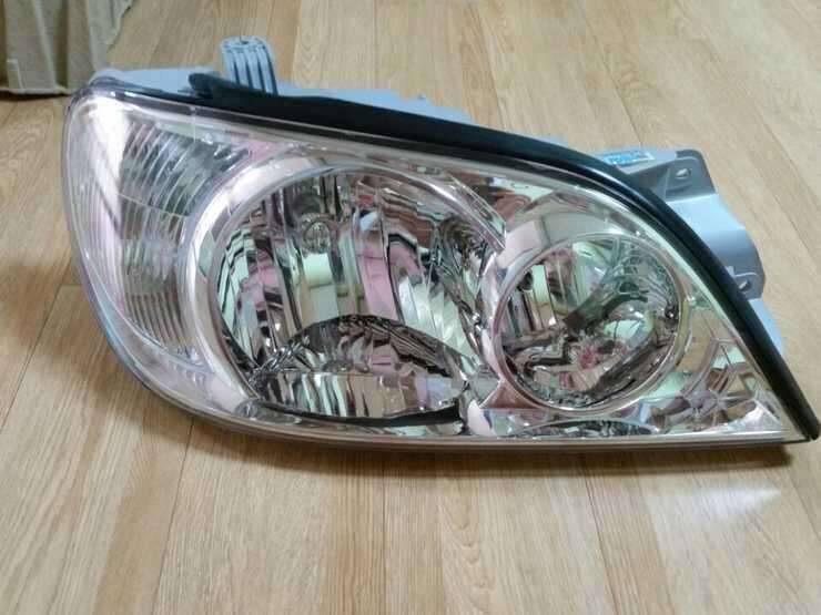 카니발2 전조등 팝니다 (중고장터 - 비낚시용품)