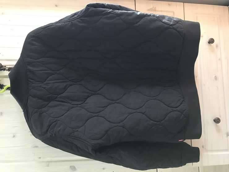 리바이스누빔점퍼새상품 (중고장터 - 비낚시용품)