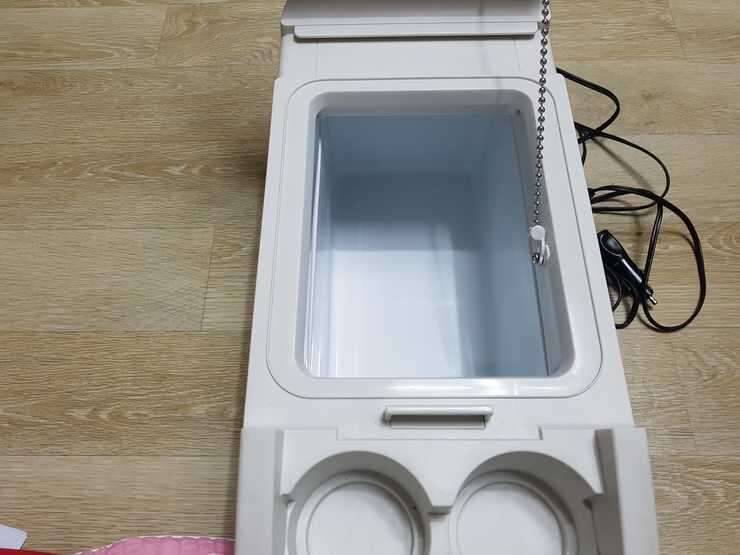 모비쿨 차량용 미니냉장고 판매합니다 (중고장터 - 비낚시용품)
