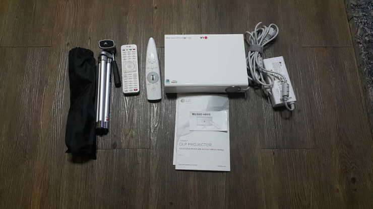 LG전자 미니빔 프로젝터 PA75K (중고장터 - 비낚시용품)