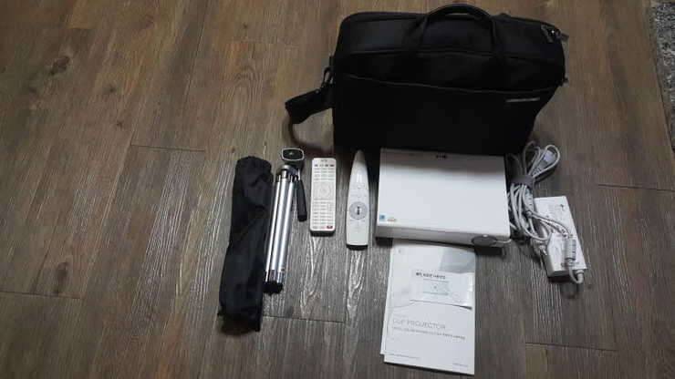 LG전자 미니빔 프로젝터 PA75K (중고장터 - 비낚시용품)
