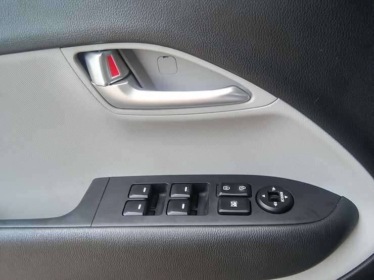 레이 6700km 신차급 판매합니다 (중고장터 - 비낚시용품)