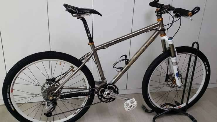 산악자전거mtb 휠러티탄 잰스타 신동품 가격조정 (중고장터 - 비낚시용품)