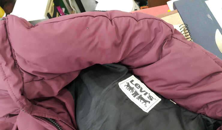 휠라 리바이스 의류 판매및 교환 (중고장터 - 비낚시용품)